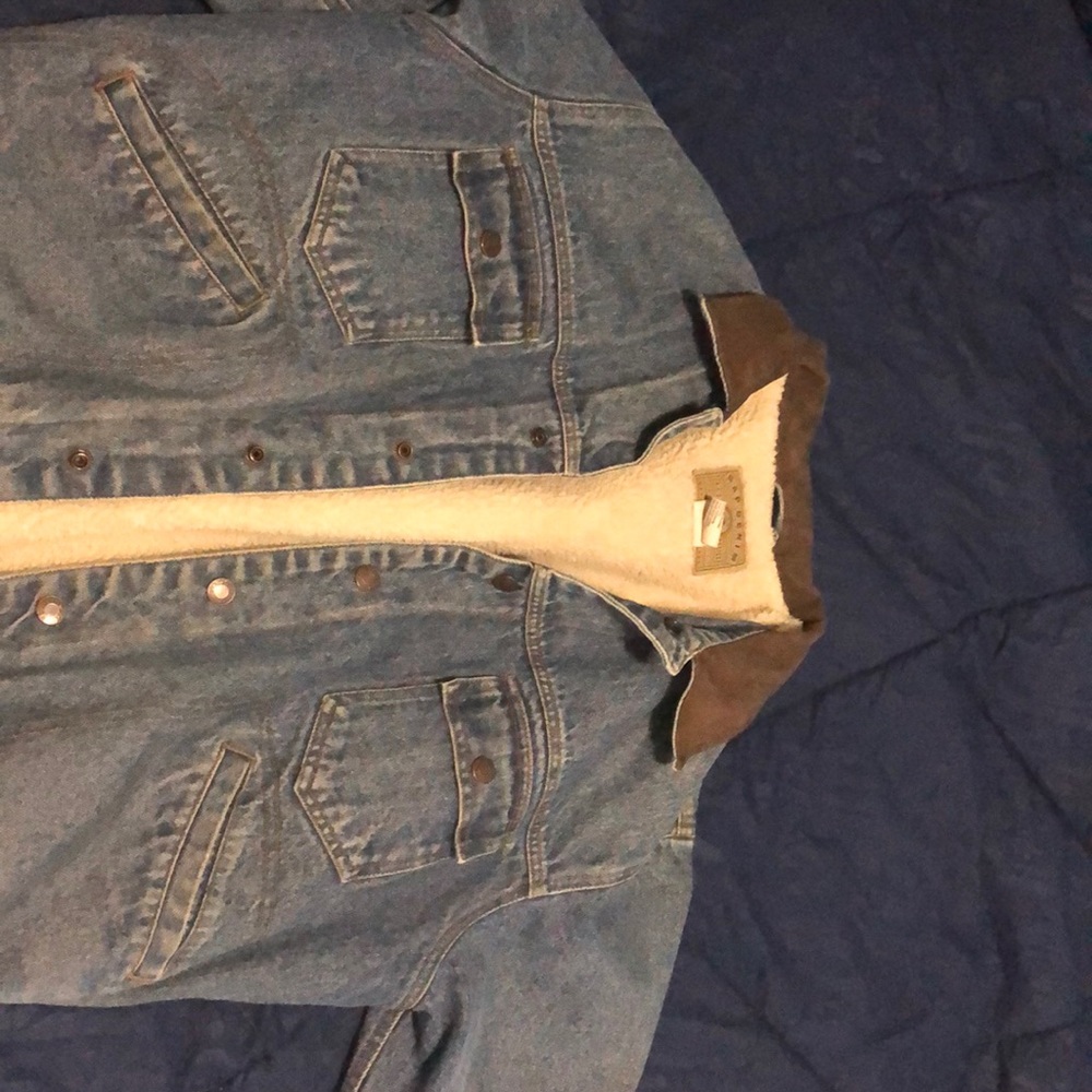 Vintage gap denim jacket with sherperd inside